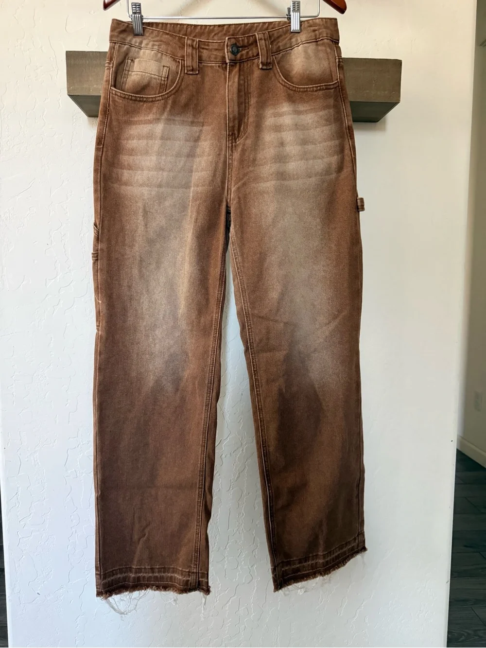 Manfinity|Brown Carpenter Cargo Pants-Wide leg jeans in size small•closet staple